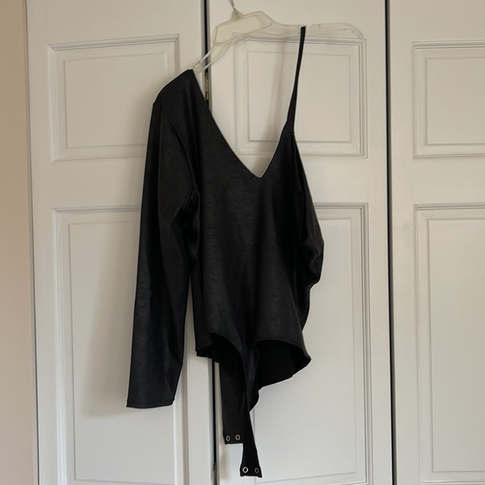 GOOD AMERICAN Asymmetrical Bodysuit - Picture 8 of 10